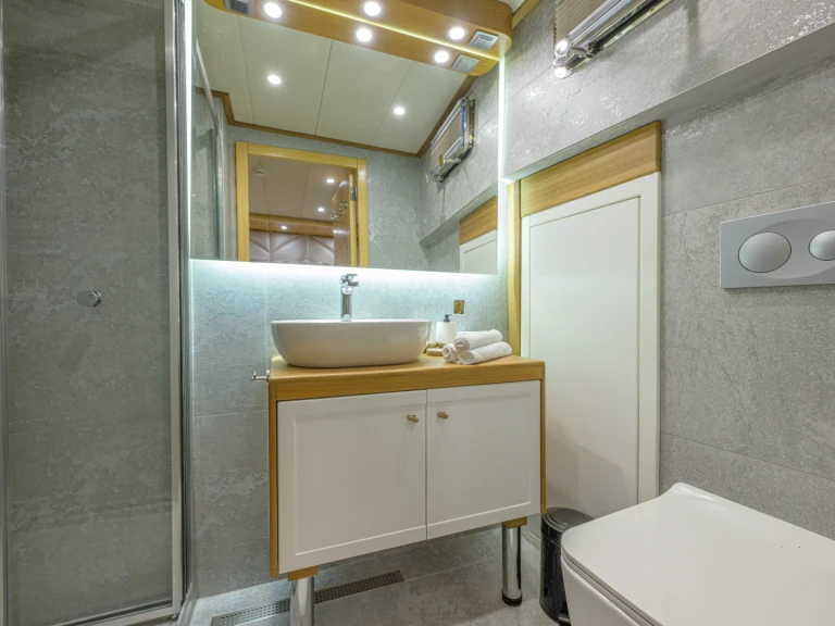  Motoryacht Belgin Sultan te huur van particulier of professional in Fethiye