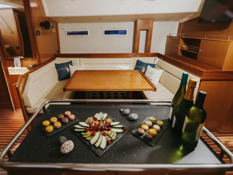 Bootverhuur Bavaria Cruiser 55 in Adeje via SamBoat