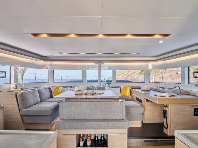 Lagoon Lagoon 51 te huur van particulier of professional in Antibes