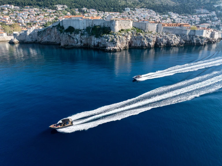 Bootverhuur Marina Frapa Dubrovnik goedkoop AGA Soul 750