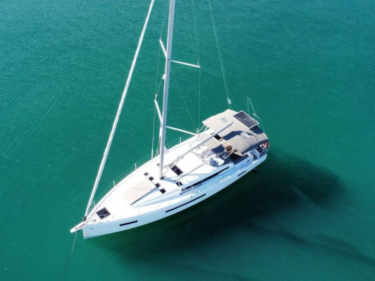 Bootverhuur Skiathos goedkoop Sun Odyssey 490