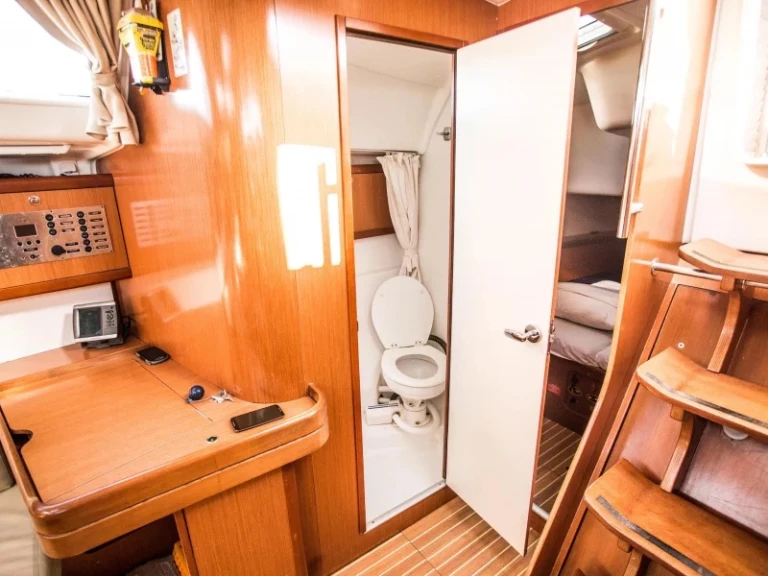 Bootverhuur Bénéteau Oceanis 43 in Sithonia via SamBoat