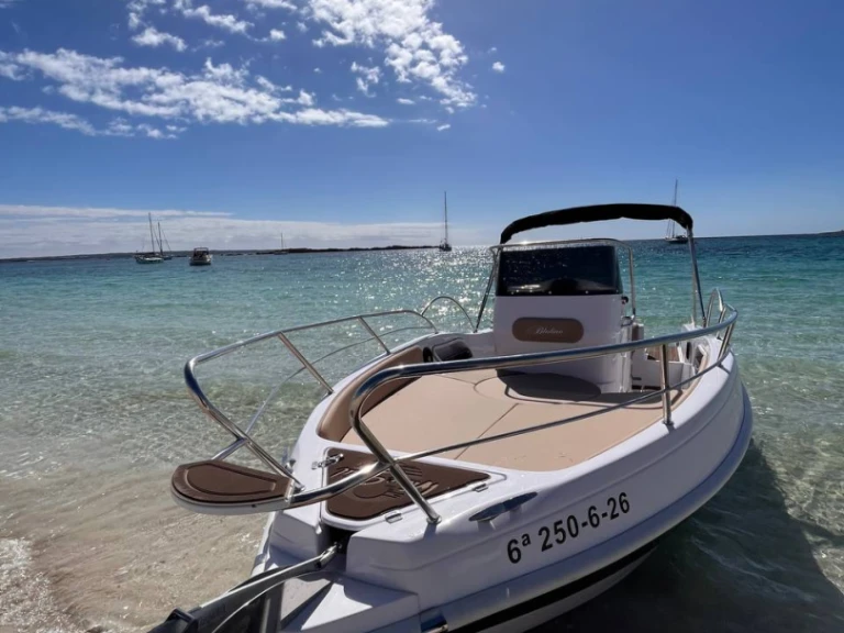 Bootverhuur Blumax Bluline 21 in Ibiza Town via SamBoat
