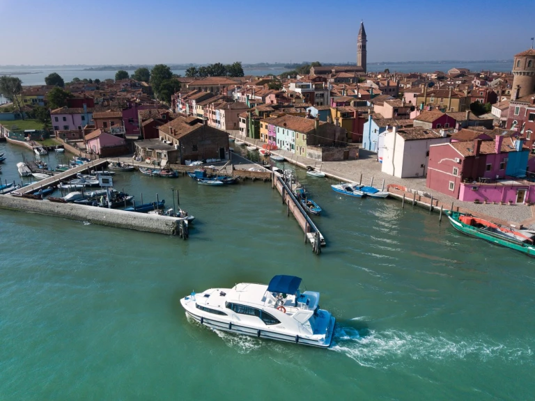 Verhuur Jacht Houseboat Holidays Italia S.R.L. met vaarbewijs
