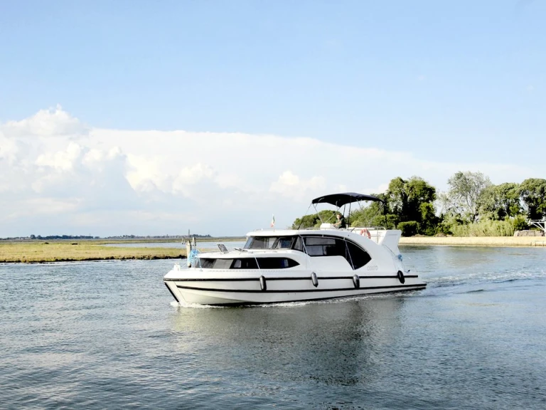 Verhuur Jacht Houseboat Holidays Italia S.R.L. met vaarbewijs