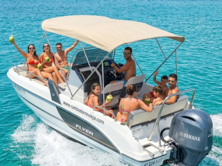 Verhuur Motorboot Bénéteau met vaarbewijs