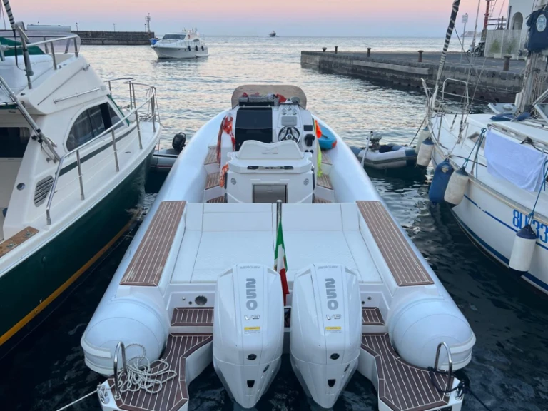 Bootverhuur Napels goedkoop Salina 33