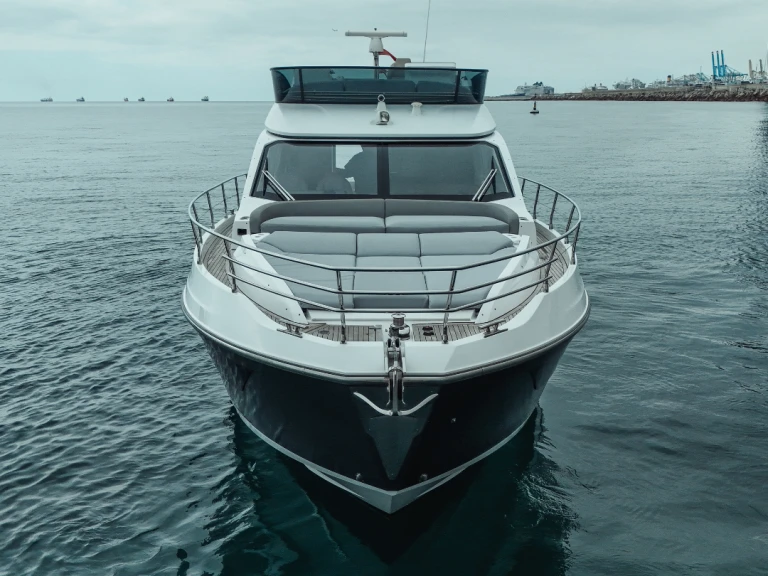 Huur Motorboot met of zonder schipper Azimut in Palma de Mallorca