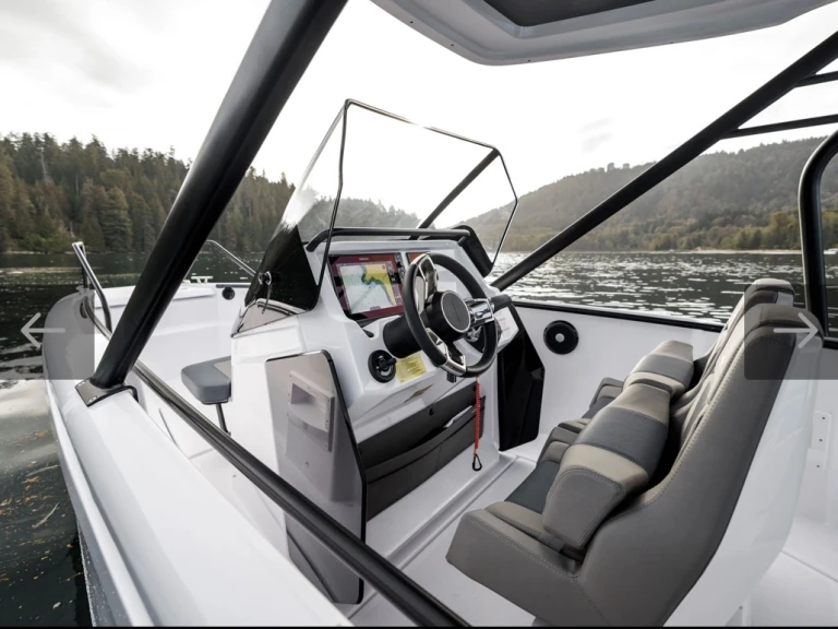 Verhuur Motorboot Axopar met vaarbewijs