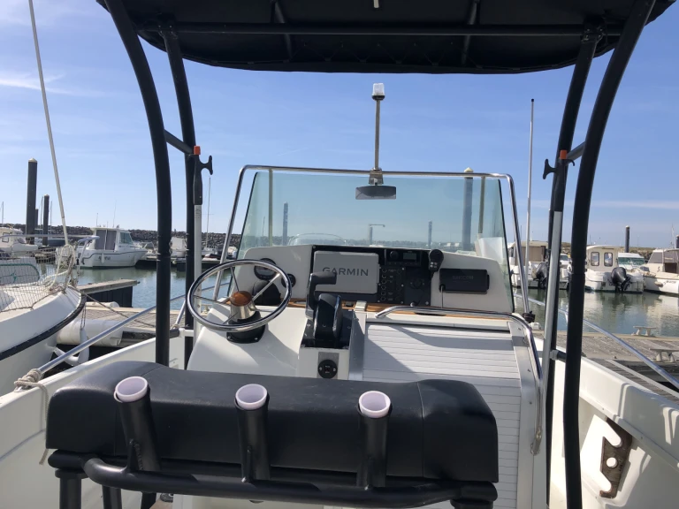 Motorboot te huur in Noirmoutier-en-l'Île voor de beste prijs