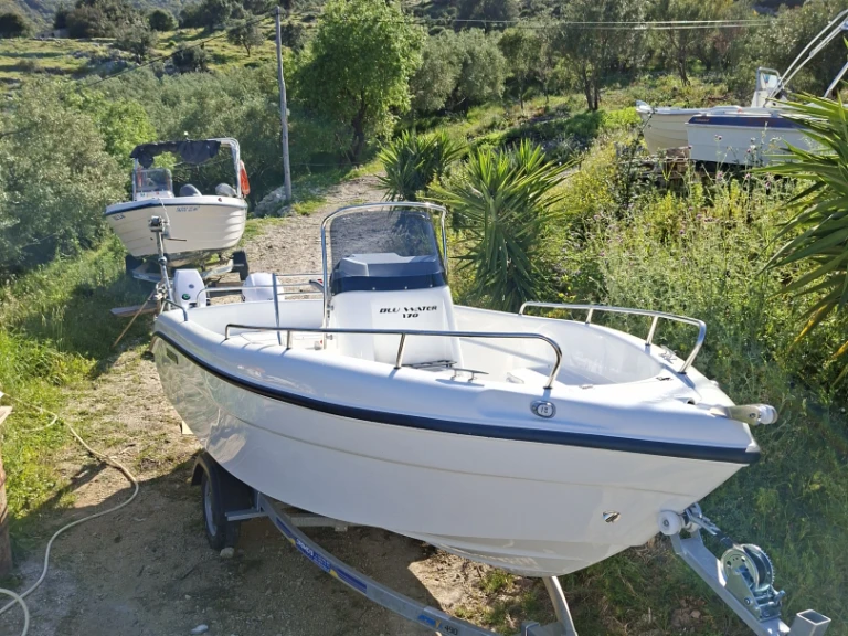 Bootverhuur Kerí goedkoop Blu Water 170