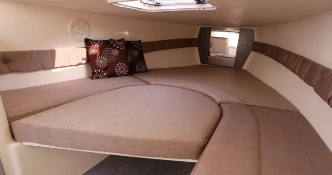 Huur RIB met of zonder schipper Capelli in Napels