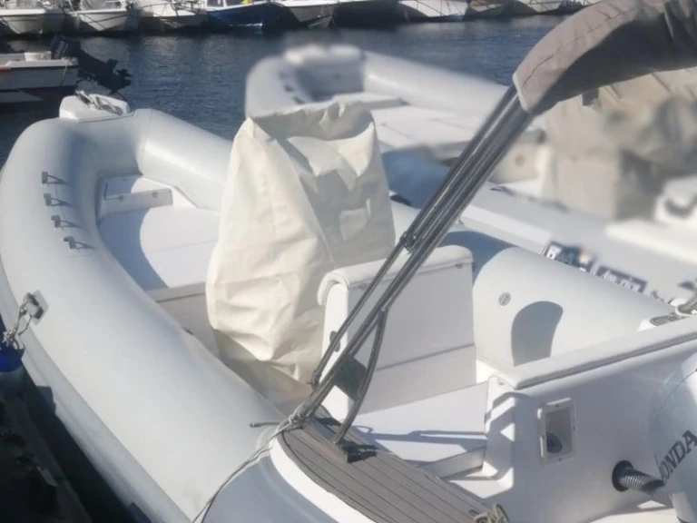 op marine 19 te huur van particulier of professional in Sorrento