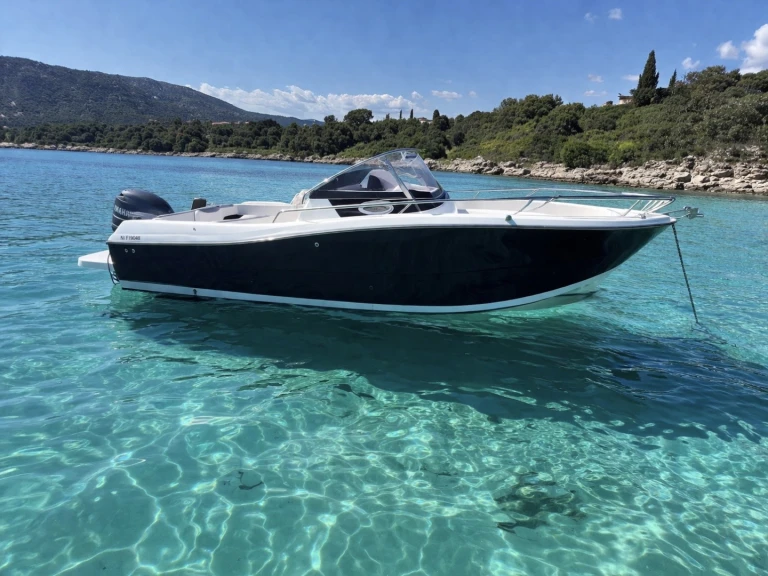 Verhuur Motorboot Pacific Craft met vaarbewijs