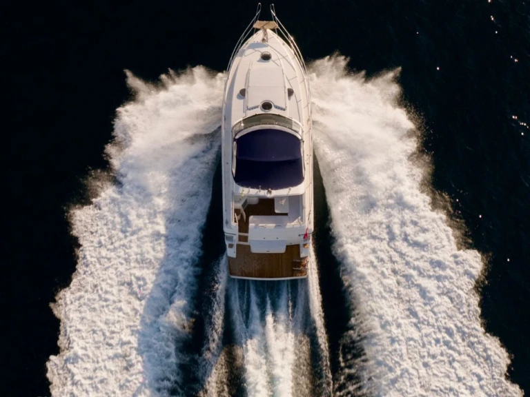 Verhuur Motorboot FIRELANE  met vaarbewijs