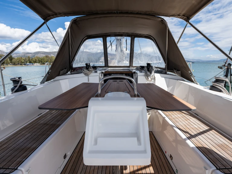 Verhuur Zeilboot in Lefkáda - Bavaria Bavaria C38