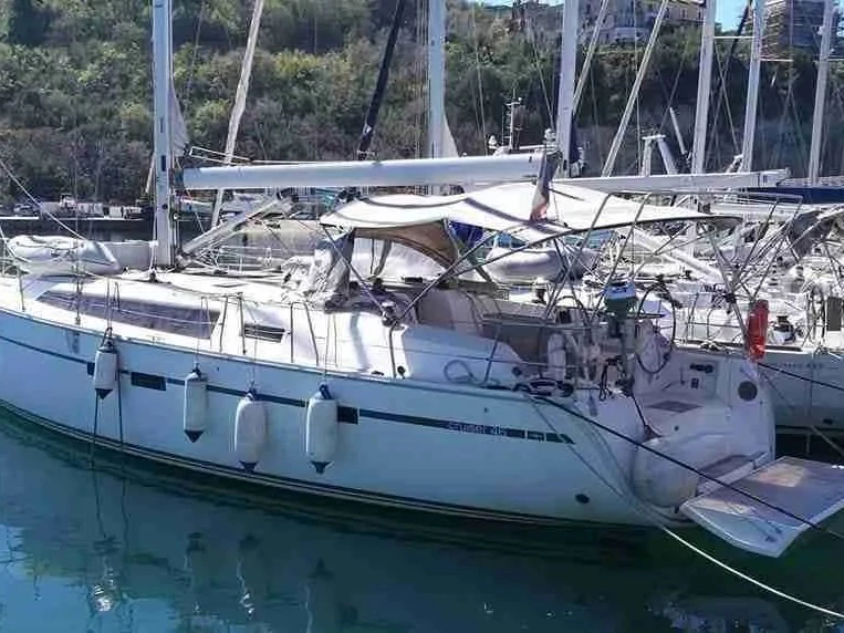 Huur een Bavaria Cruiser 46 in Agropoli
