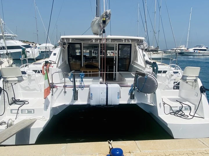 Huur een C-CATAMARANS C Cat 37 in Portisco