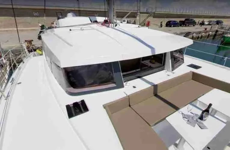 Huur een Fountaine Pajot Fountaine Pajot FP 41 Quatuor 4 in Rodi Garganico