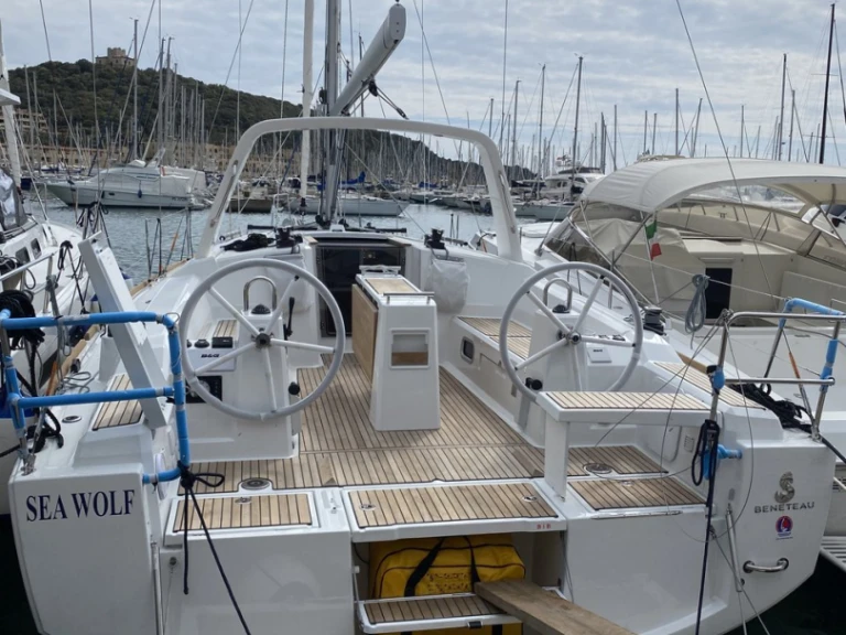 Verhuur Zeilboot Bénéteau met vaarbewijs