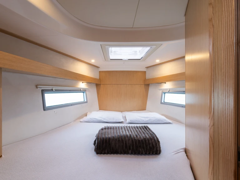 Bavaria Bavaria C38 te huur van particulier of professional in Néa Péramos