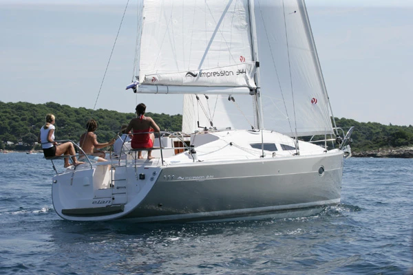 Verhuur Zeilboot Elan met vaarbewijs