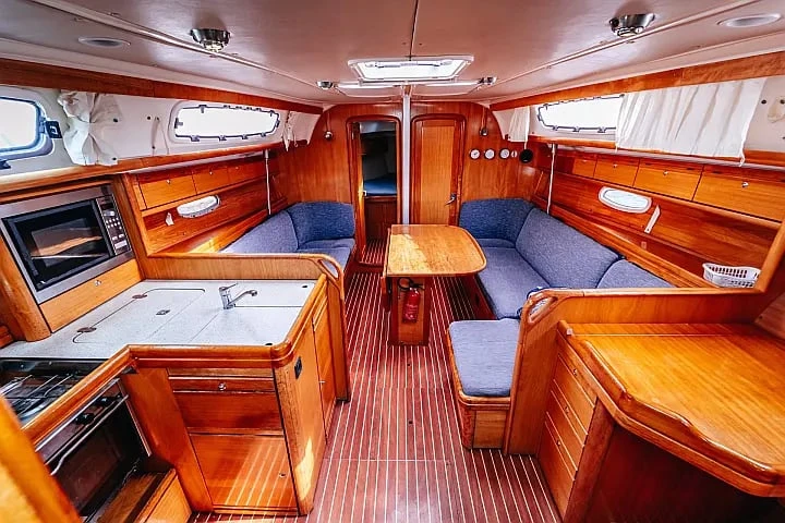 Huur Zeilboot met of zonder schipper Bavaria in Betina