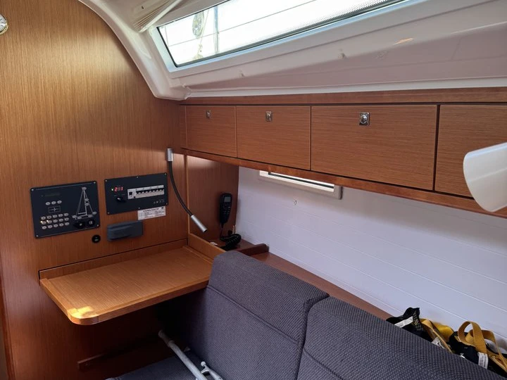 Verhuur Zeilboot in Punta Ala - Bavaria Cruiser 37