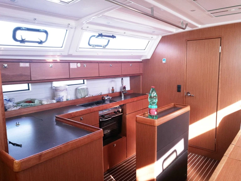 Zeilboot te huur in Agropoli voor de beste prijs