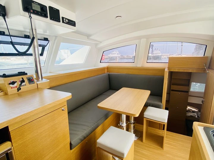 C-CATAMARANS C Cat 37 te huur van particulier of professional in Portisco