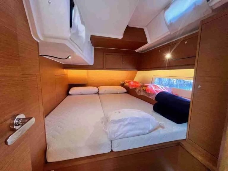 Bootverhuur Agropoli goedkoop Dufour 470