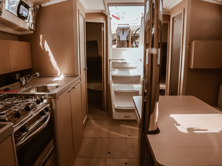 Bootverhuur Bénéteau Oceanis 38.1 in Punta Ala via SamBoat