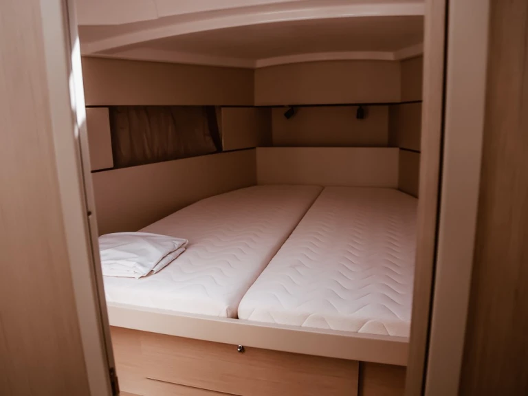 Verhuur Zeilboot Bénéteau met vaarbewijs