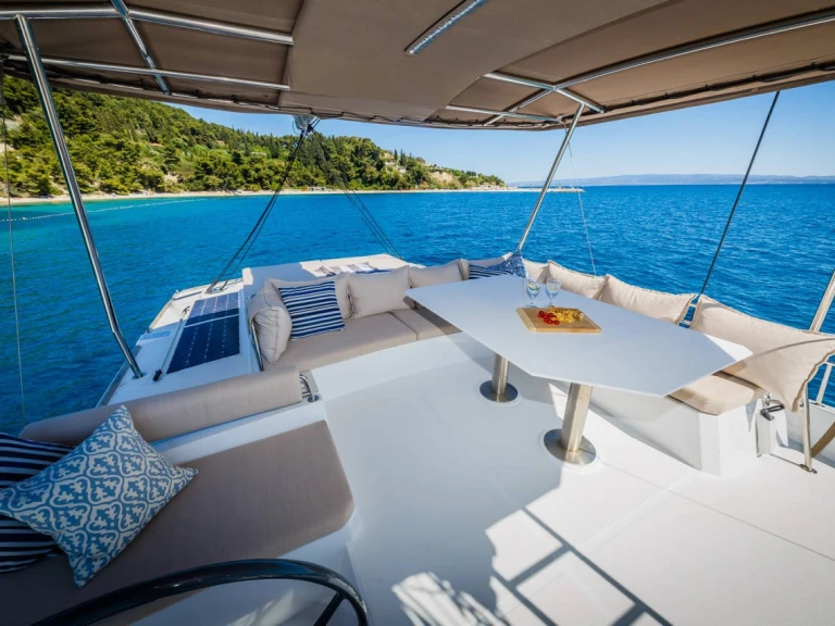 Verhuur Catamaran Bali met vaarbewijs