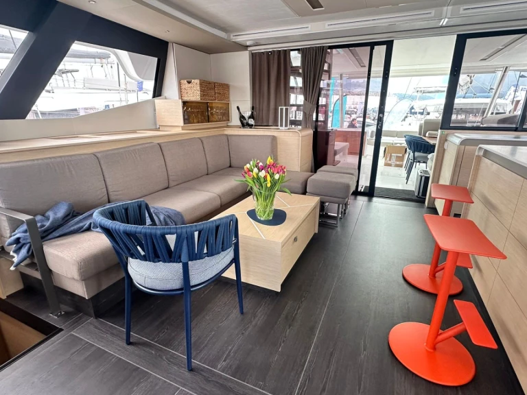 Verhuur Catamaran in Procida - Fountaine Pajot Fountaine Pajot Samana 59 - 6 + 2 cab