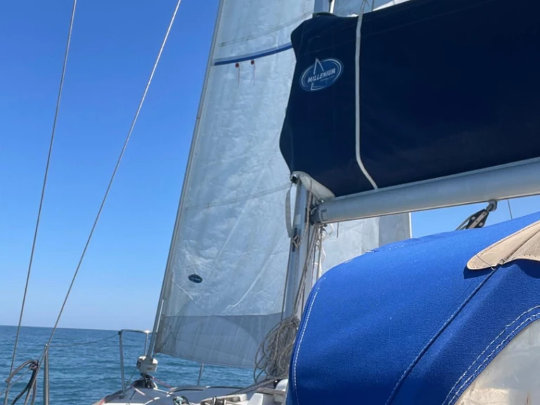 Bootverhuur Bénéteau First 260 Spirit in Marina di Portorosa via SamBoat