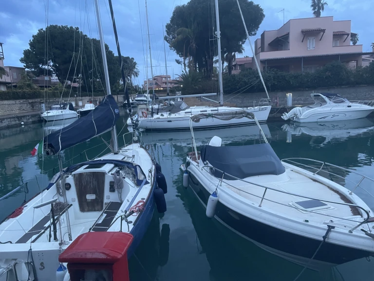 Zeilboot te huur in Marina di Portorosa voor de beste prijs
