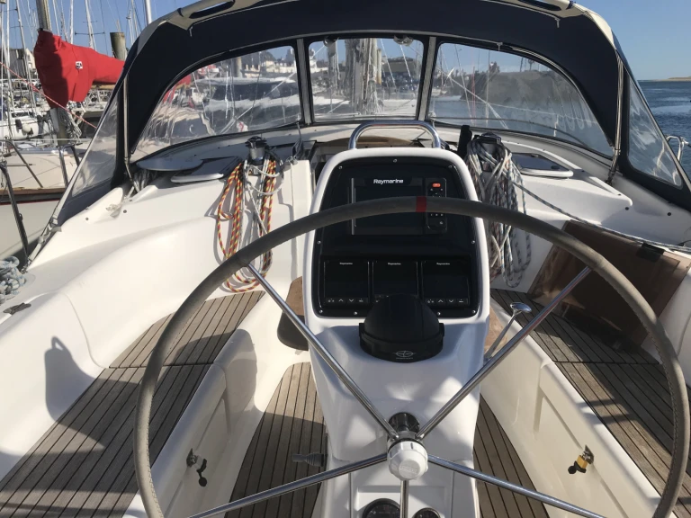 Jachthuur in Locmiquélic - Bavaria Bavaria 39 Cruiser via SamBoat