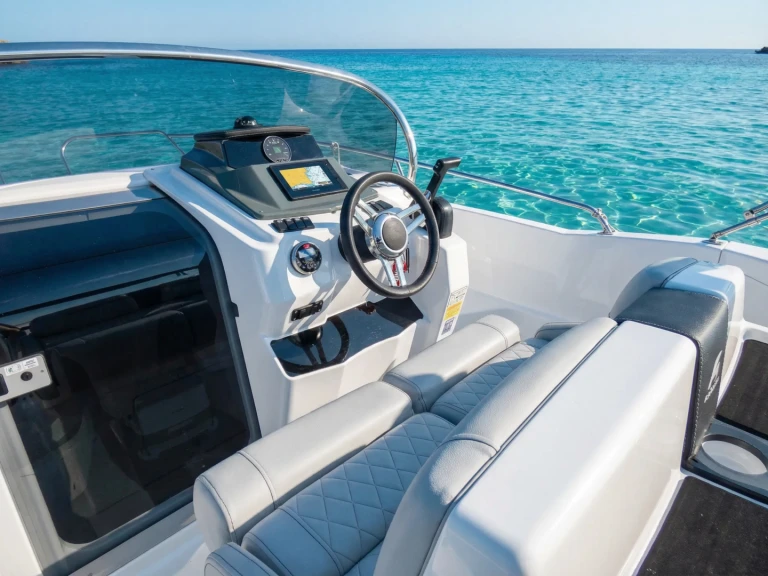 Huur Motorboot met of zonder schipper Karnic in Ibiza Town