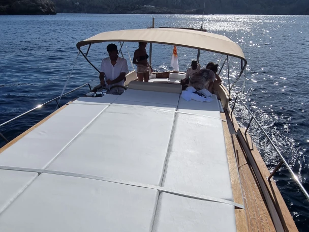 Huur een Capeador 50 in Ibiza Town