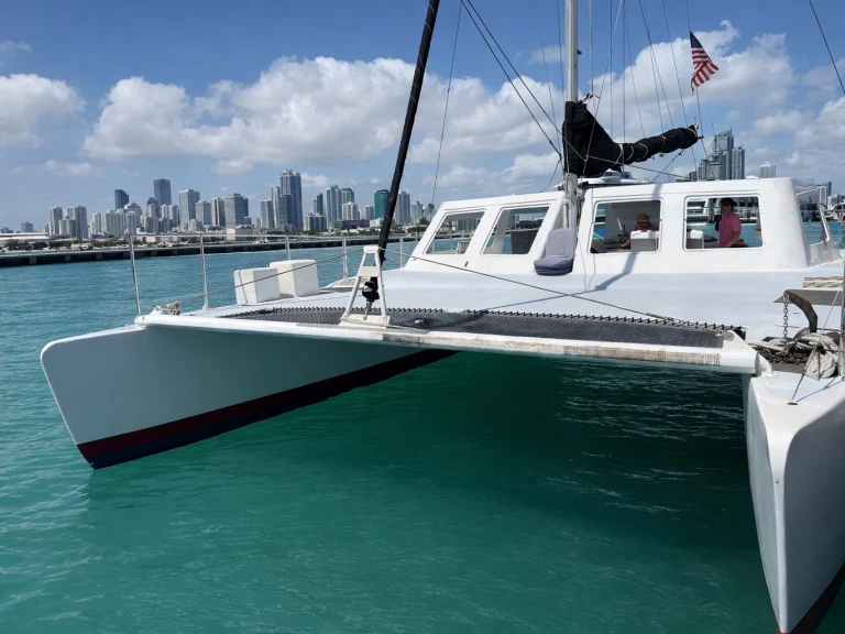 Huur een KURT HUGHES 60 in Miami Beach