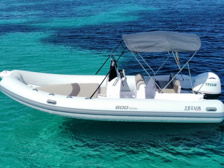 Bootverhuur Sant Antoni de Portmany goedkoop Open Line D 6.0