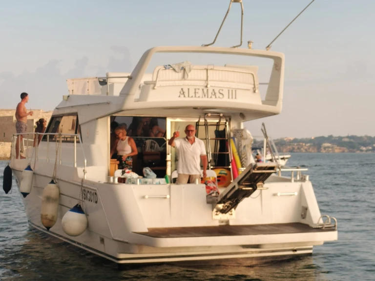 Raffaelli Tempest fly 43 te huur van particulier of professional in Siracusa