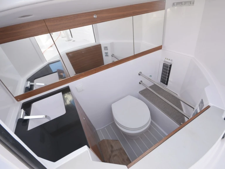 Verhuur Motorboot in Korfoe - Axopar Axopar 28 T-Top