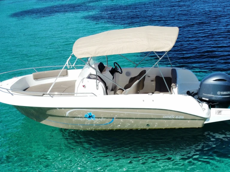 Bootverhuur Sant Antoni de Portmany goedkoop Pacific Craft 625 Open