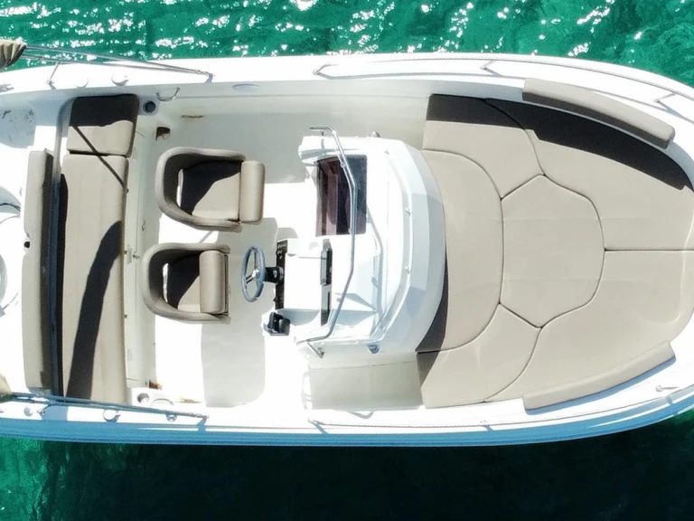 Motorboot te huur in Sant Antoni de Portmany voor de beste prijs