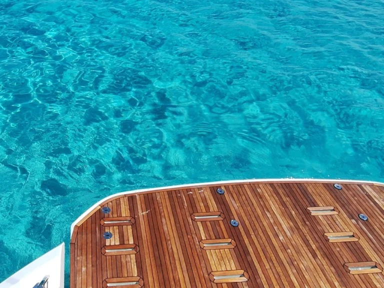 Huur een Azimut Azimut 53 Fly in Porto Villa San Giovanni
