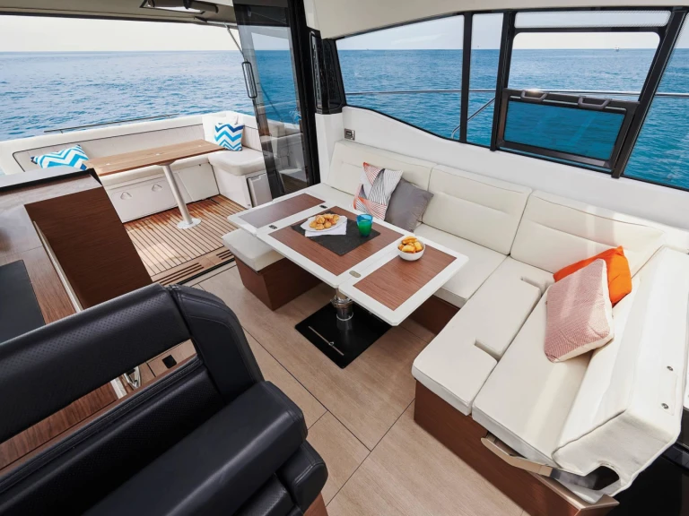 Bootverhuur Makarska goedkoop NC 37