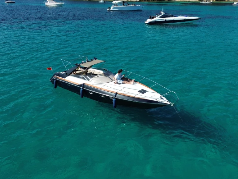 Jachthuur in Cannes - Sunseeker Tomahawk 37 via SamBoat