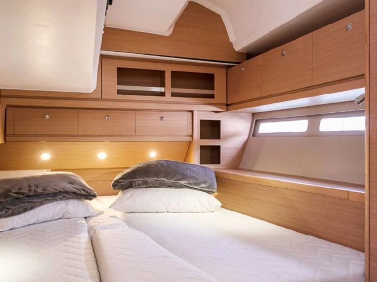 Zeilboot te huur in Capo d'Orlando voor de beste prijs